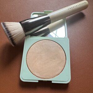Chantecaille Louts Blur Powder & Buff and Blur Brush